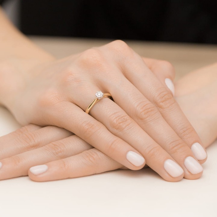 DIAMENTY Pierścionek W-468