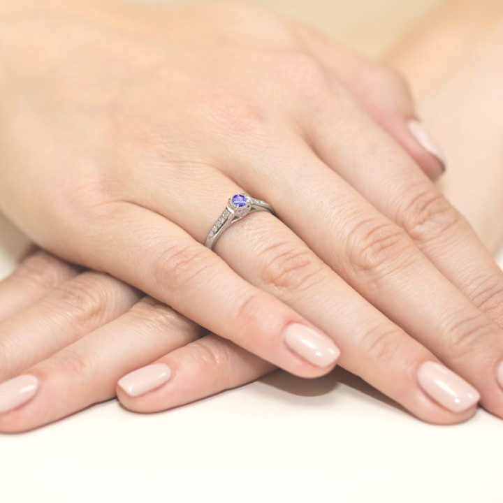 DIAMENTY Pierścionek W-16